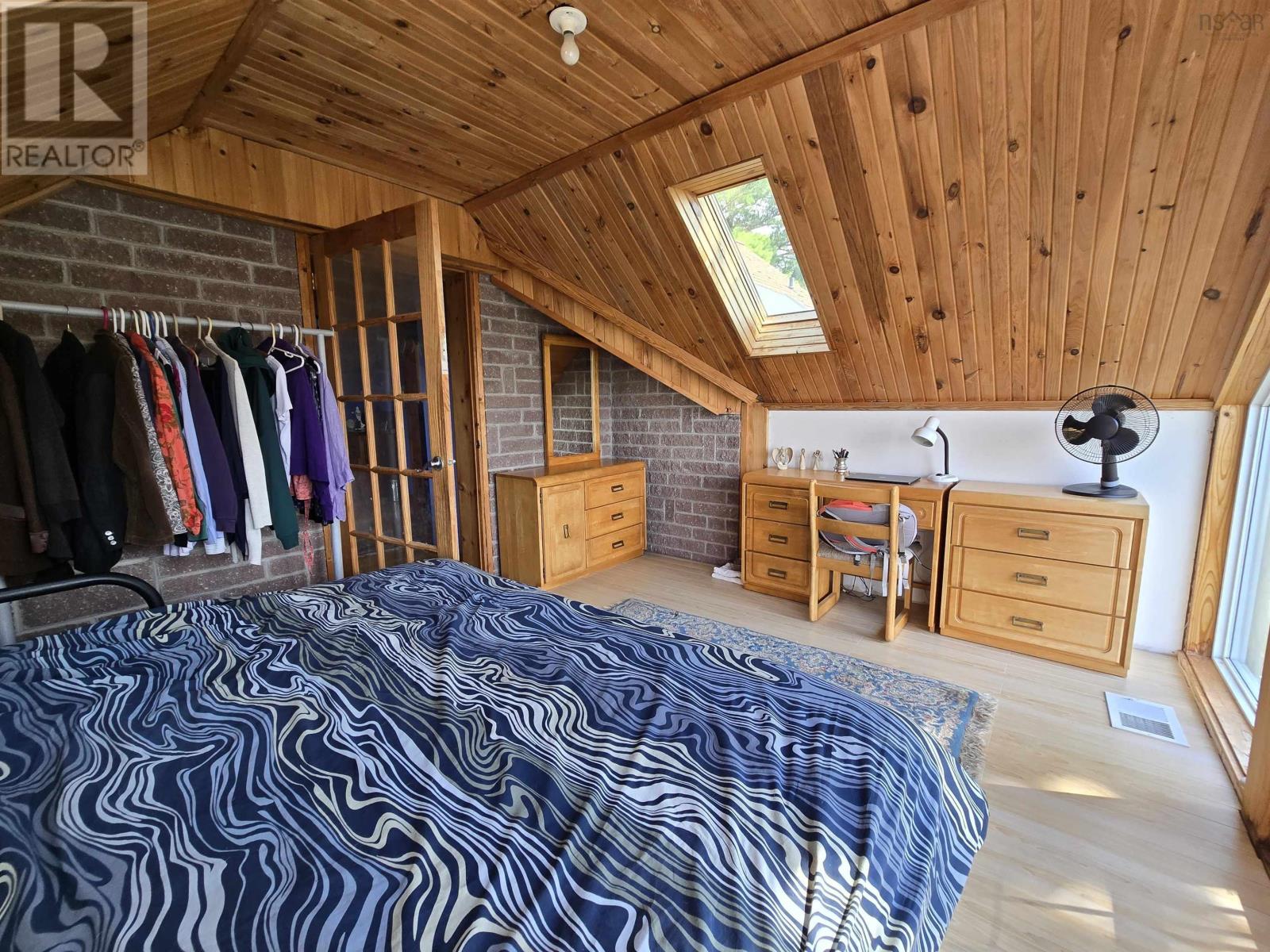 Property 31 of 46 of 582 Highway 331