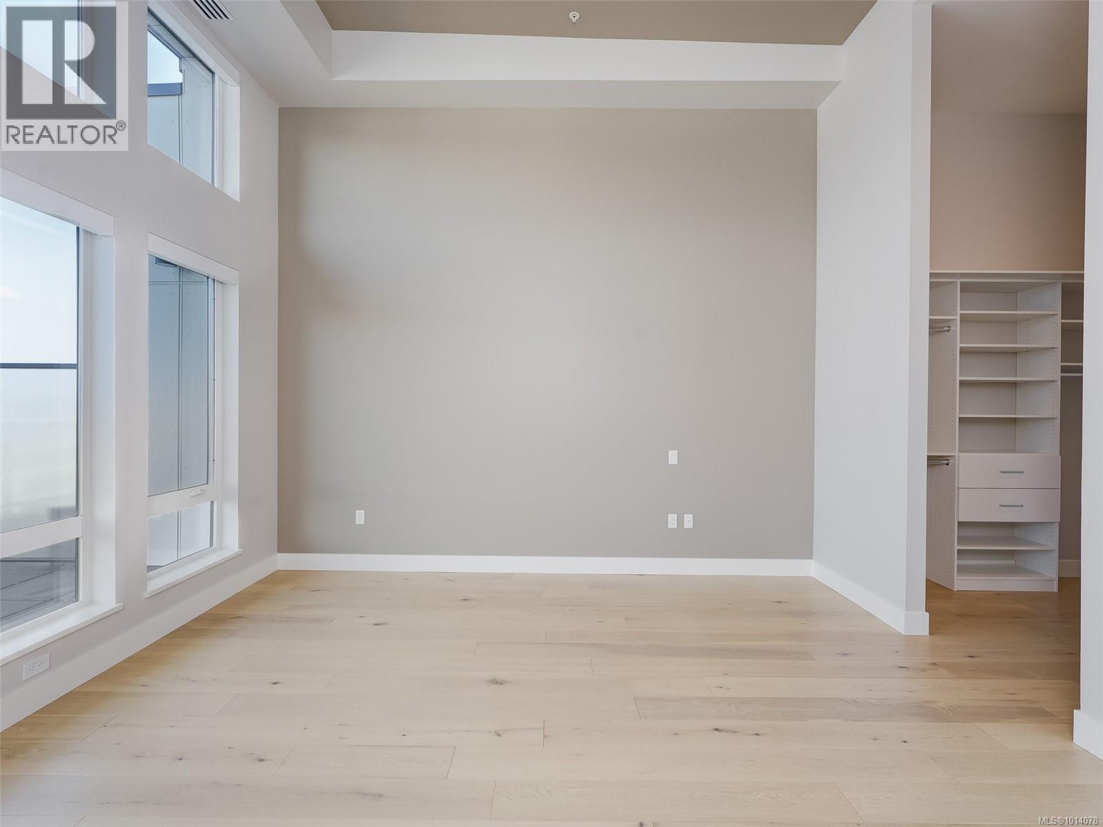 PH603 2461 Sidney Avenue, Sidney
