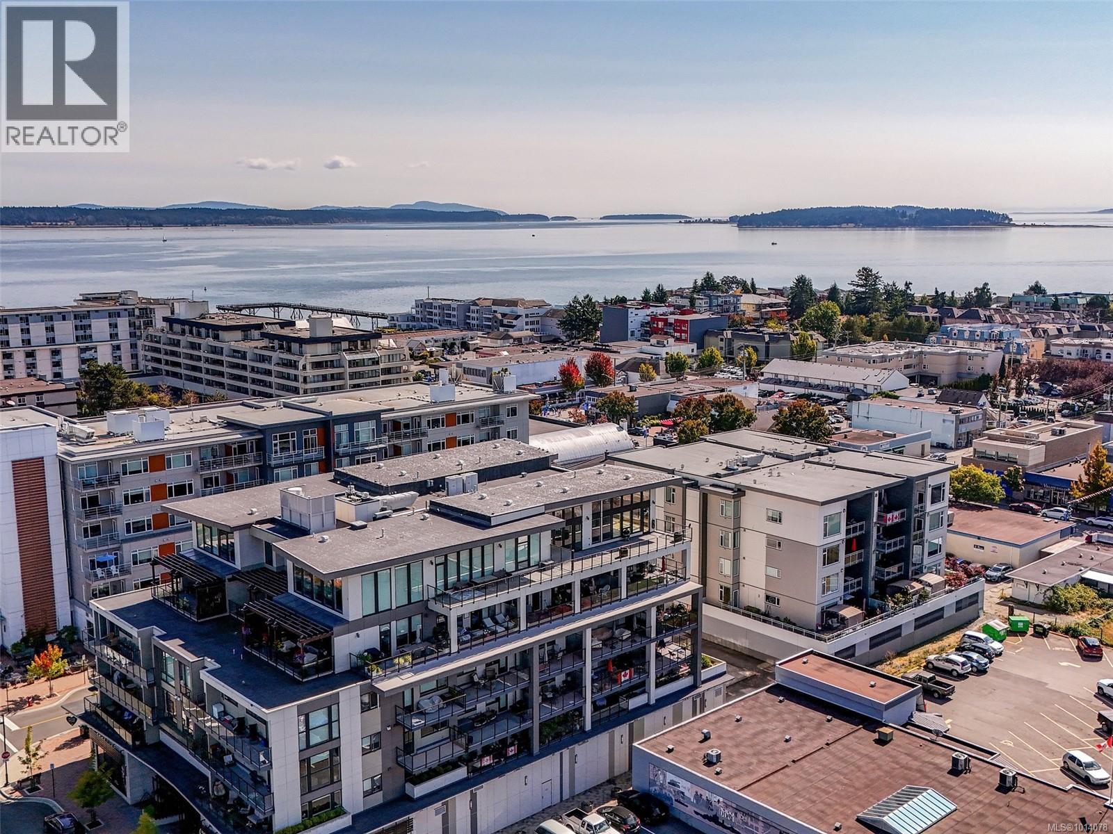 PH603 2461 Sidney Avenue, Sidney