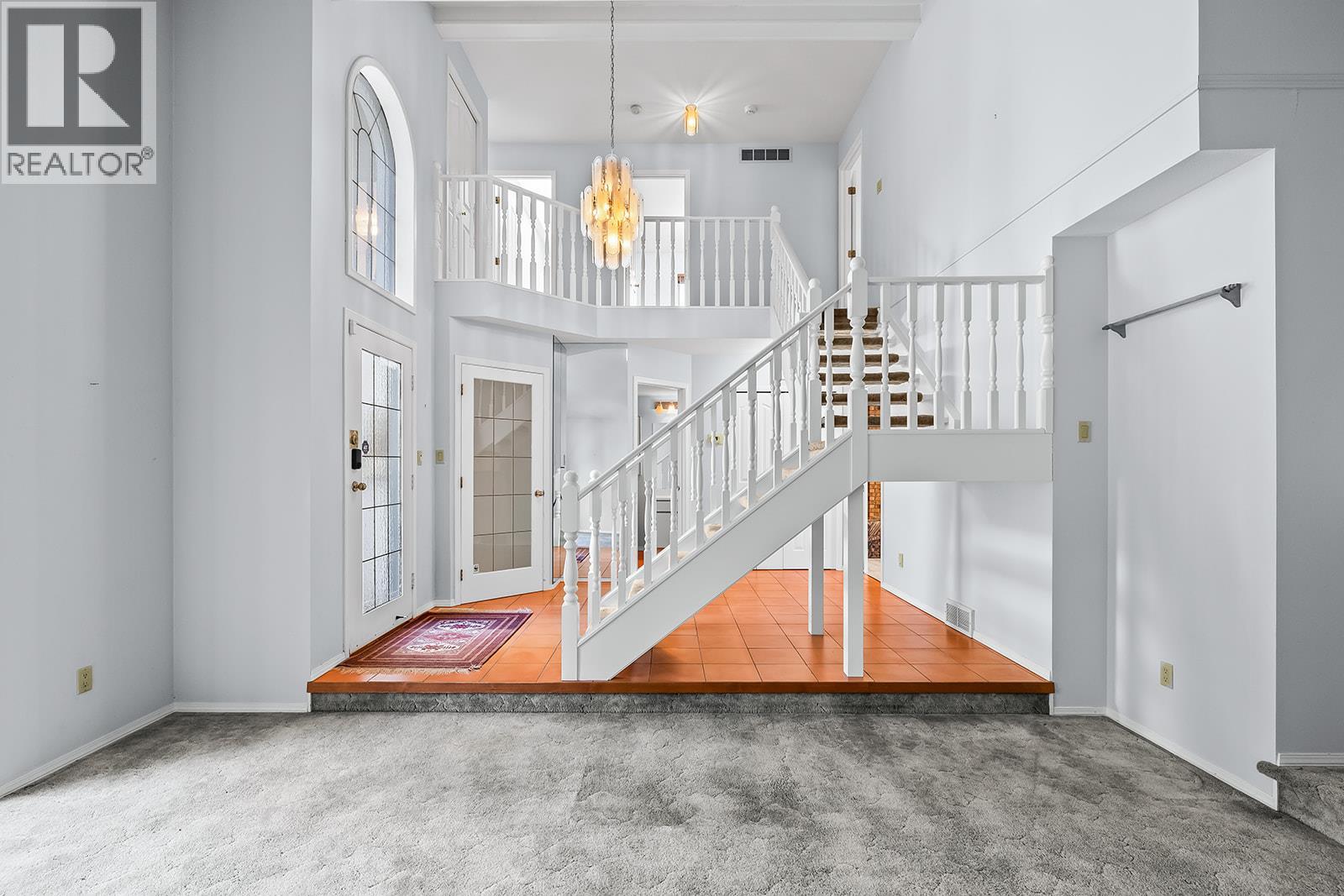  2595 MAQUINNA Road, Kelowna
