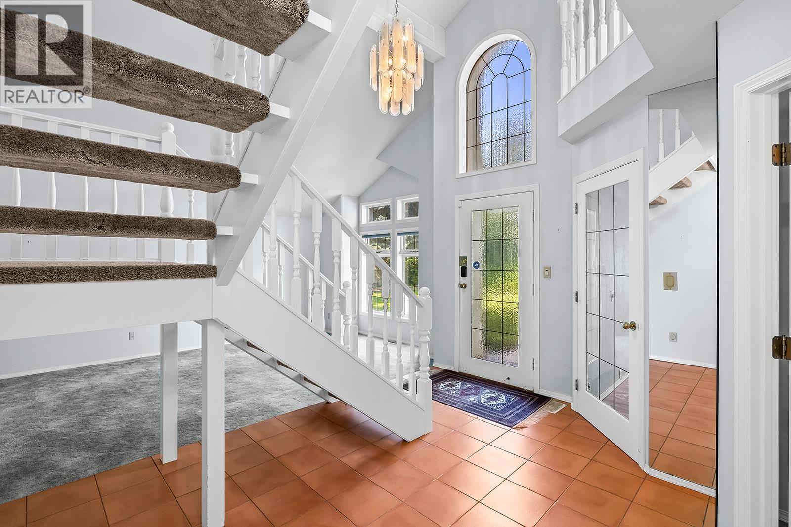  2595 MAQUINNA Road, Kelowna