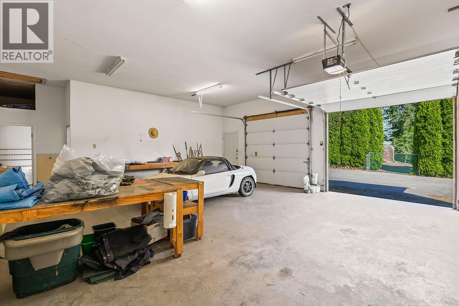  2595 MAQUINNA Road, Kelowna