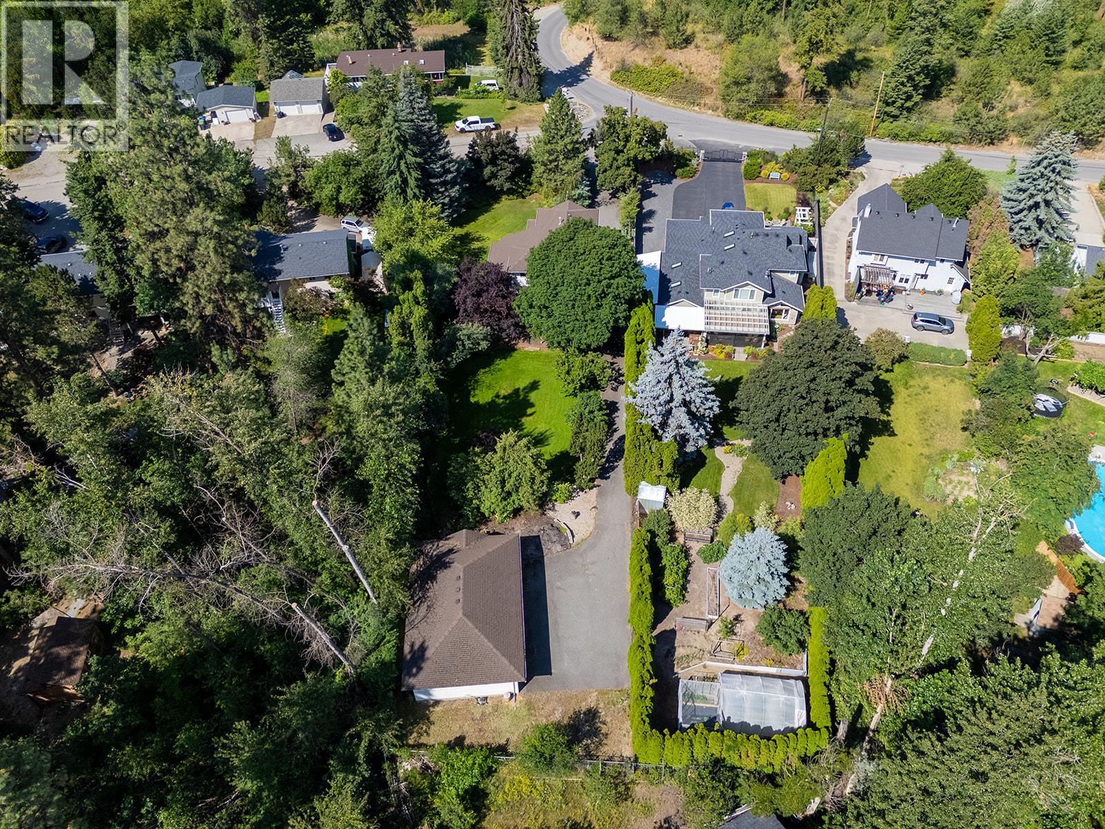 2595 MAQUINNA Road, Kelowna