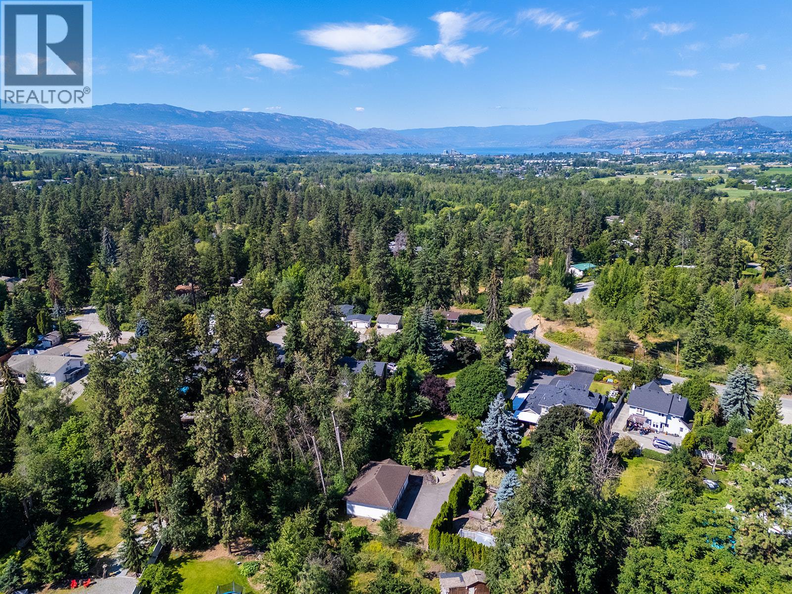  2595 MAQUINNA Road, Kelowna