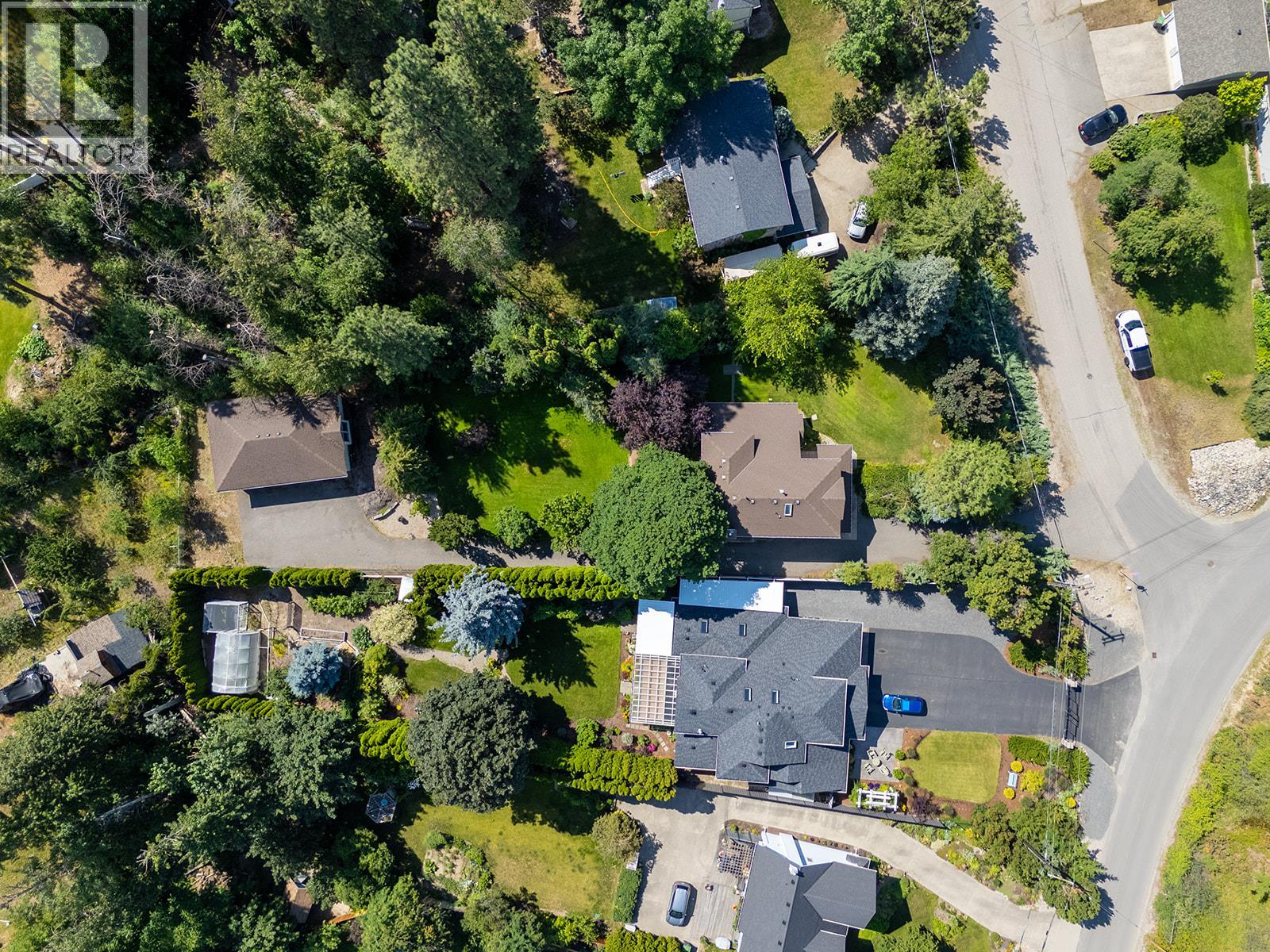  2595 MAQUINNA Road, Kelowna