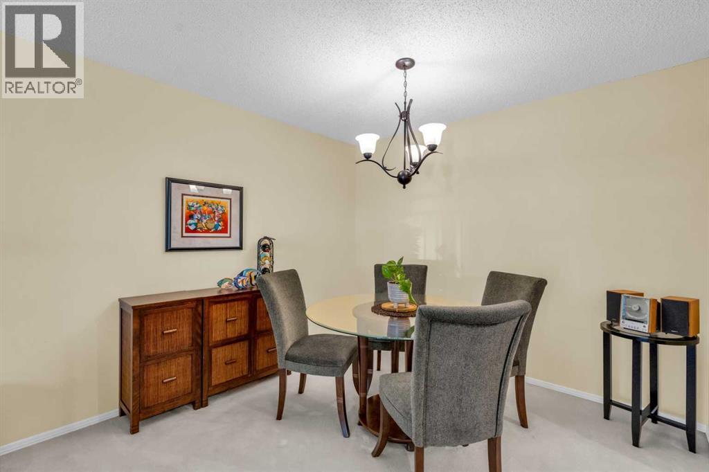 Single Family House for Sale in    Avenue SW Windsor Park Calgary 