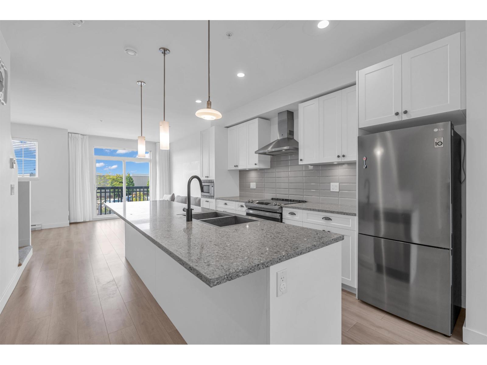 4 20487 65 AVENUE, Langley