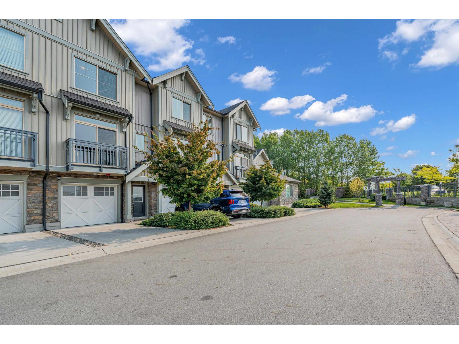 4 20487 65 AVENUE, Langley