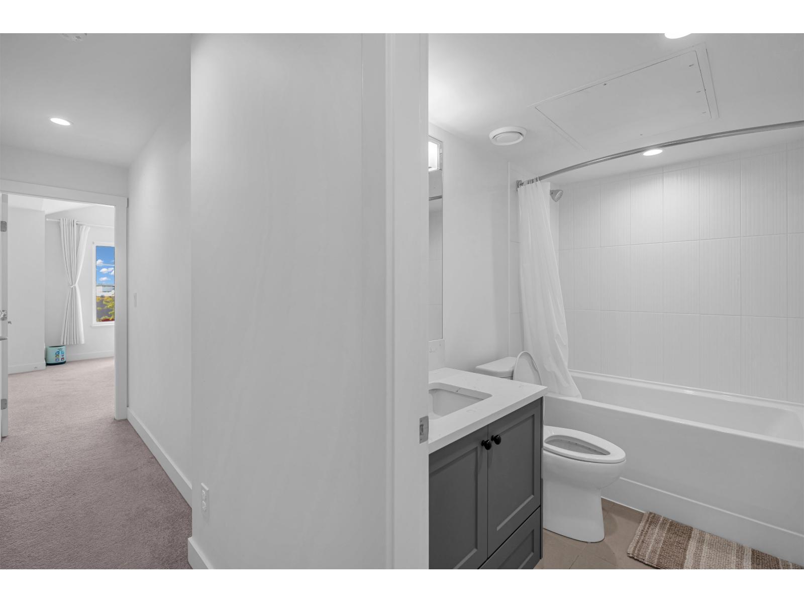 4 20487 65 AVENUE, Langley