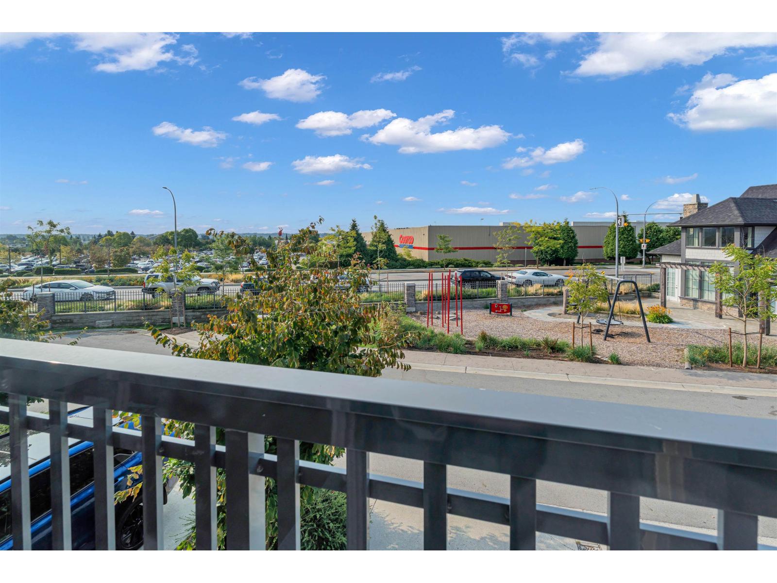 4 20487 65 AVENUE, Langley