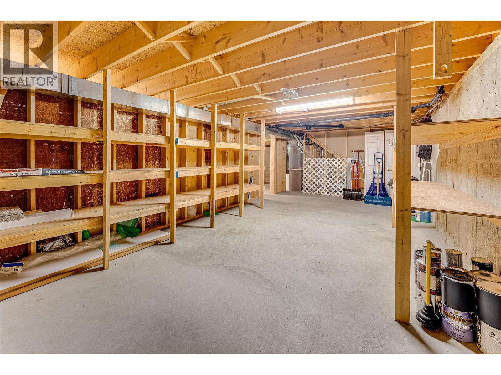 99 3900 27th Avenue, Vernon