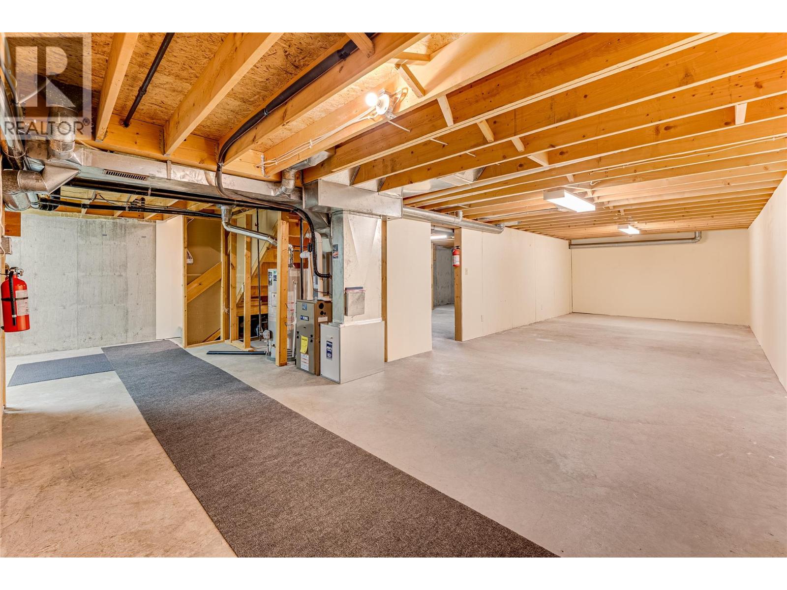 99 3900 27th Avenue, Vernon