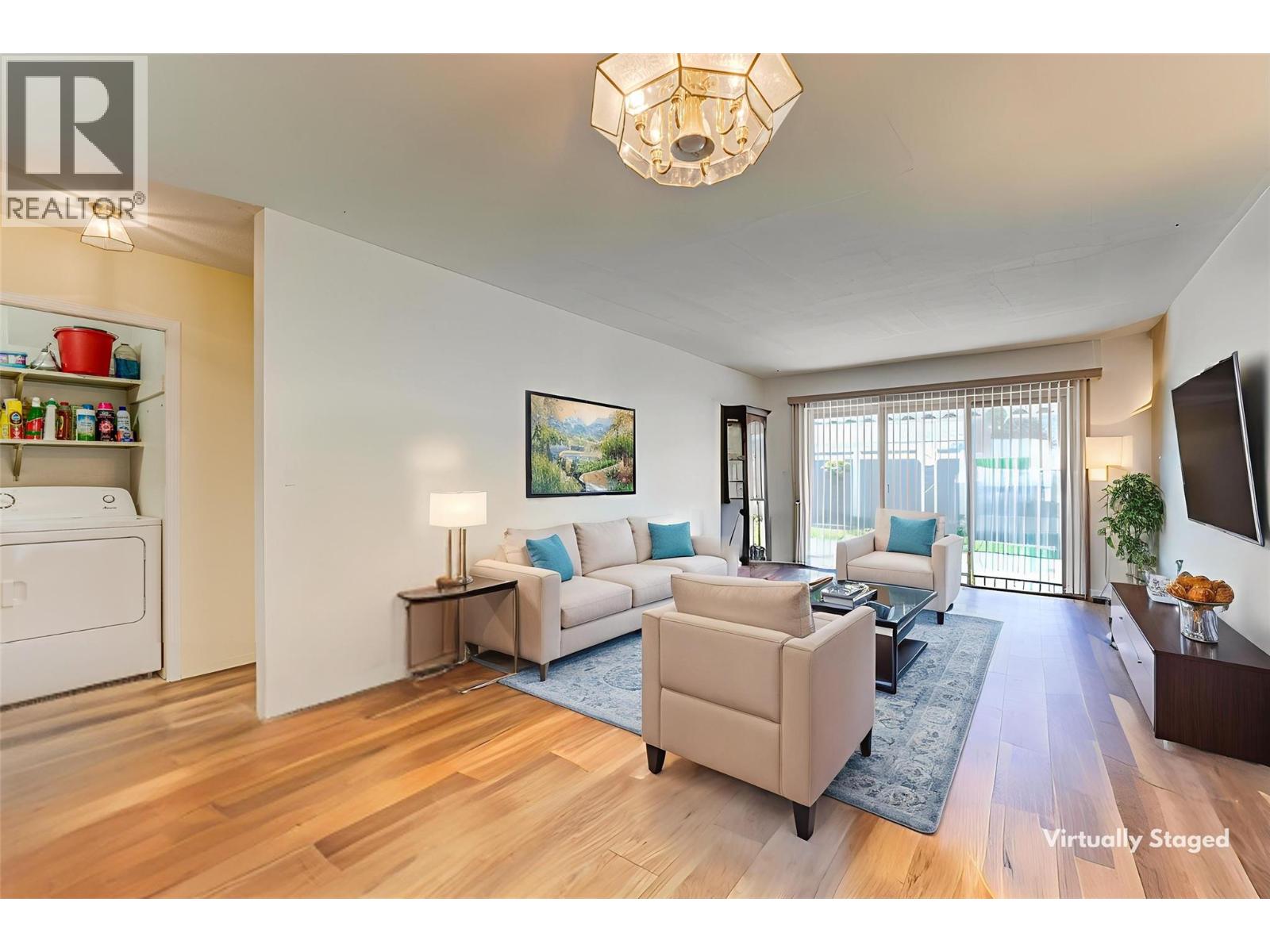 99 3900 27th Avenue, Vernon