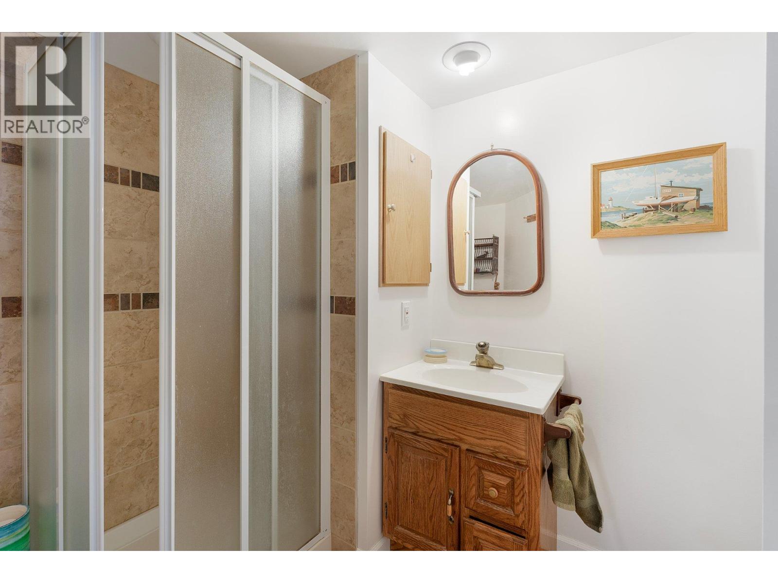  6514 Ferguson Place, Peachland