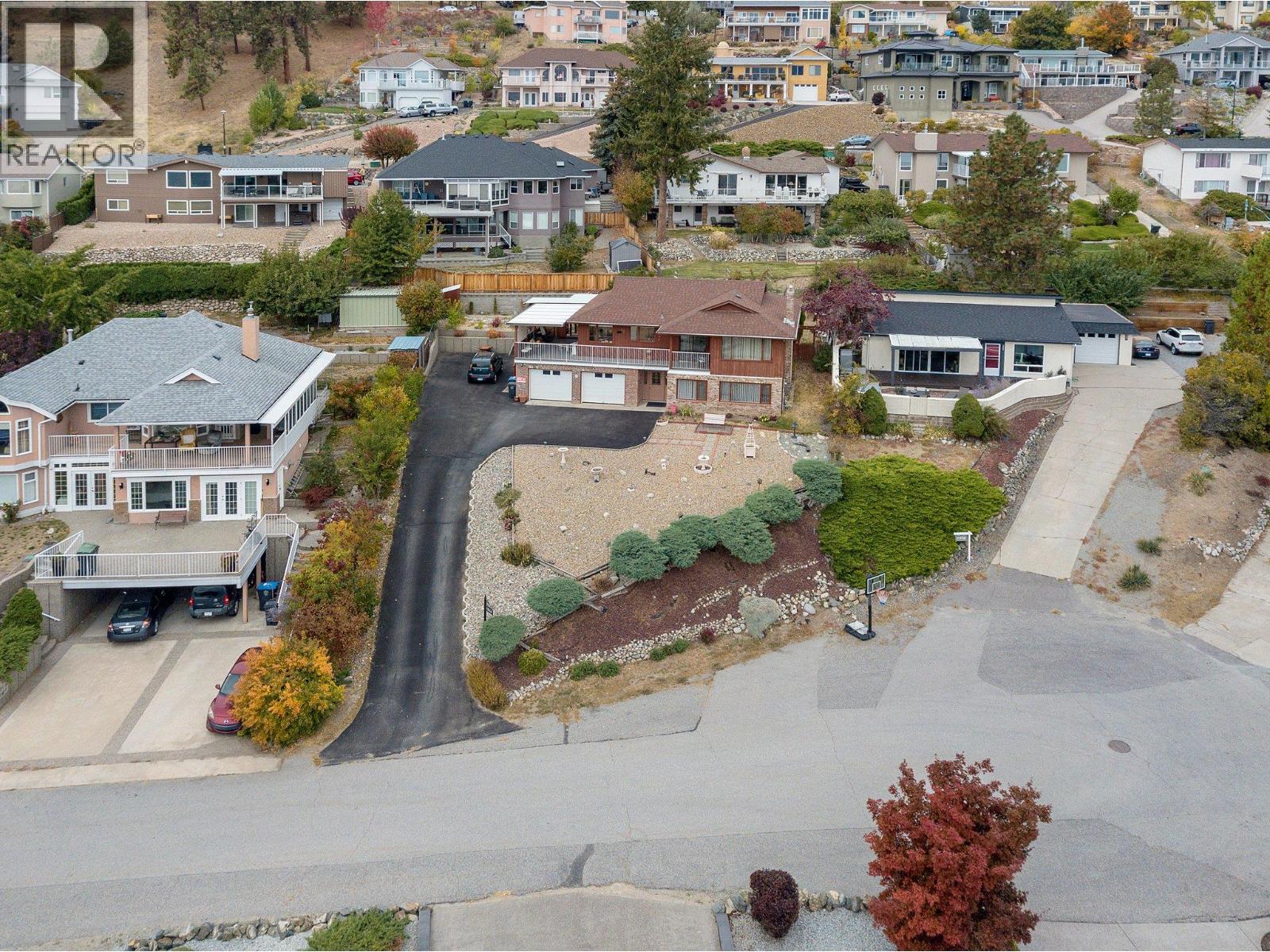 6514 Ferguson Place, Peachland