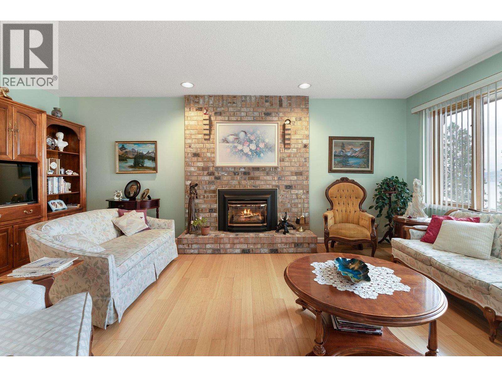  6514 Ferguson Place, Peachland