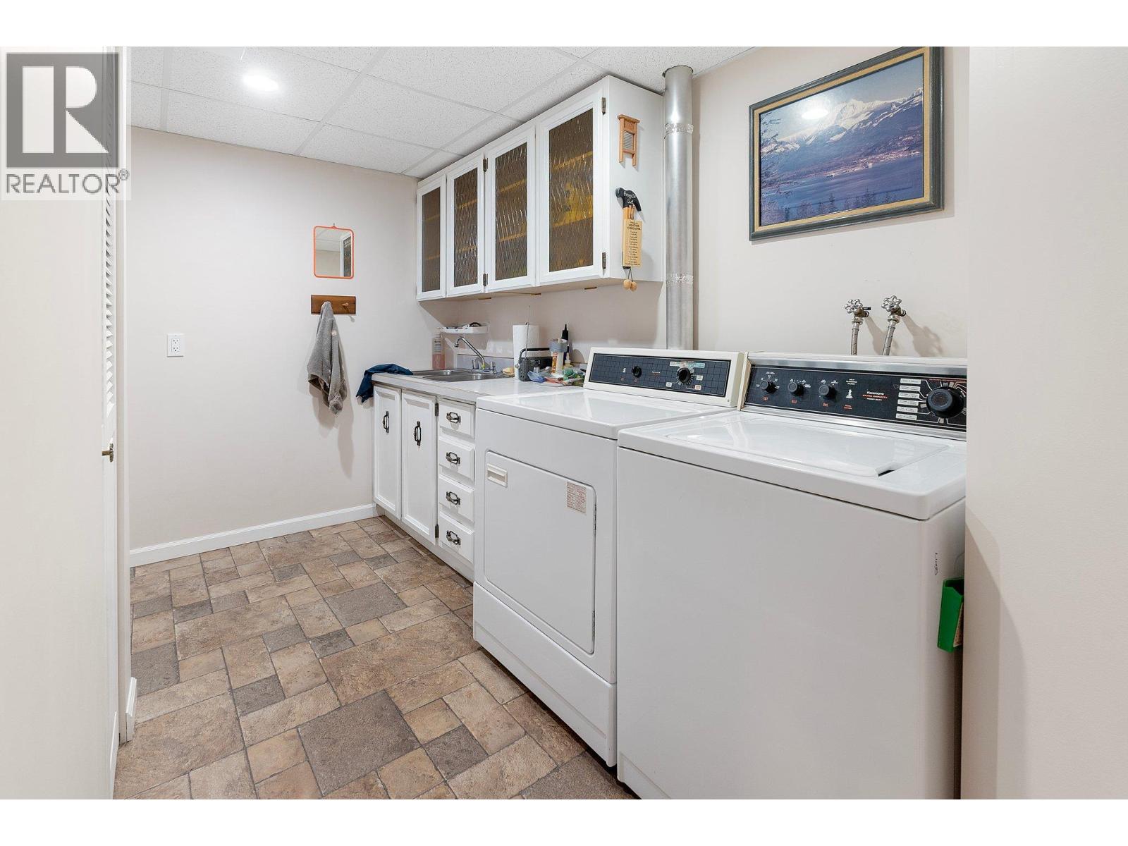  6514 Ferguson Place, Peachland
