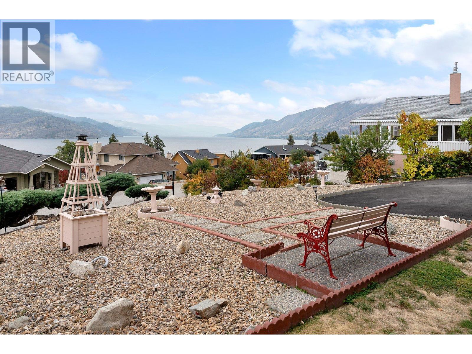  6514 Ferguson Place, Peachland