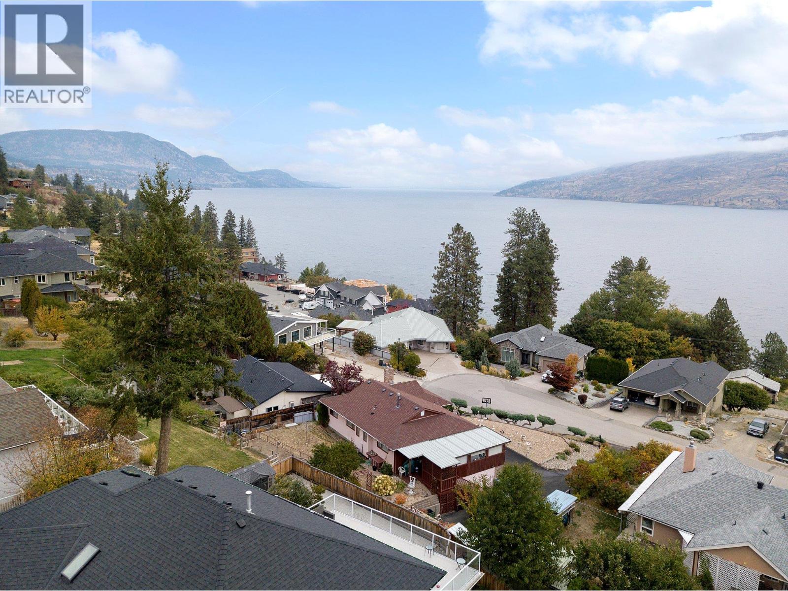  6514 Ferguson Place, Peachland