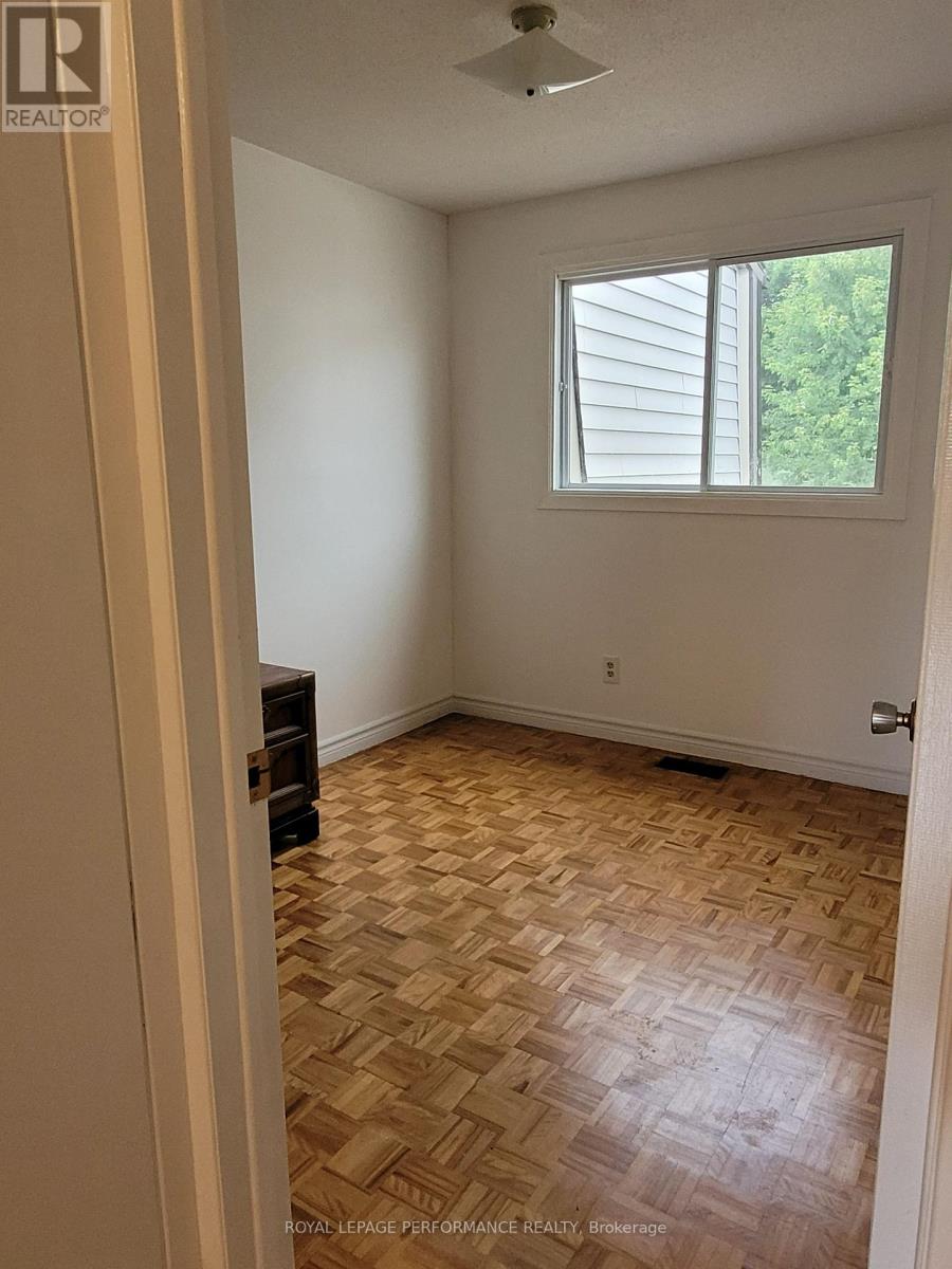 903J ELMSMERE ROAD - 25