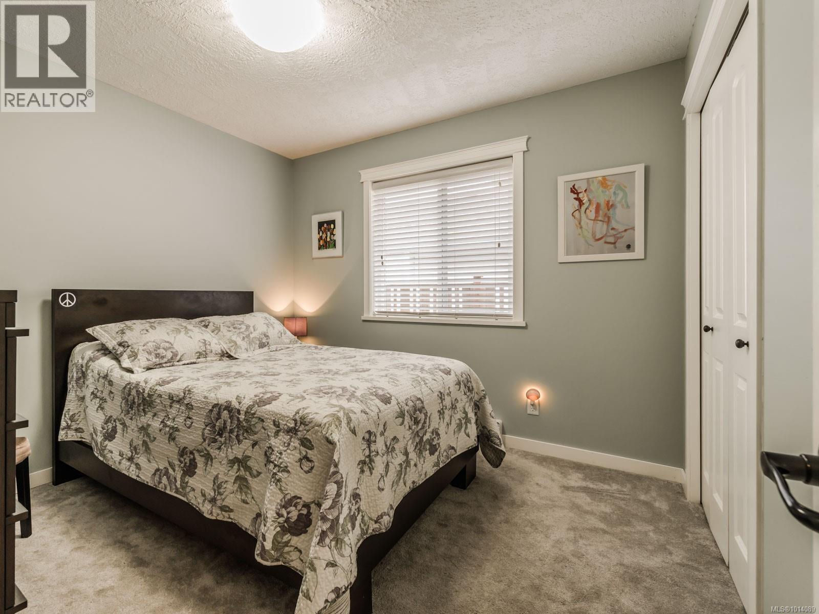 1337 4th Ave, Ladysmith