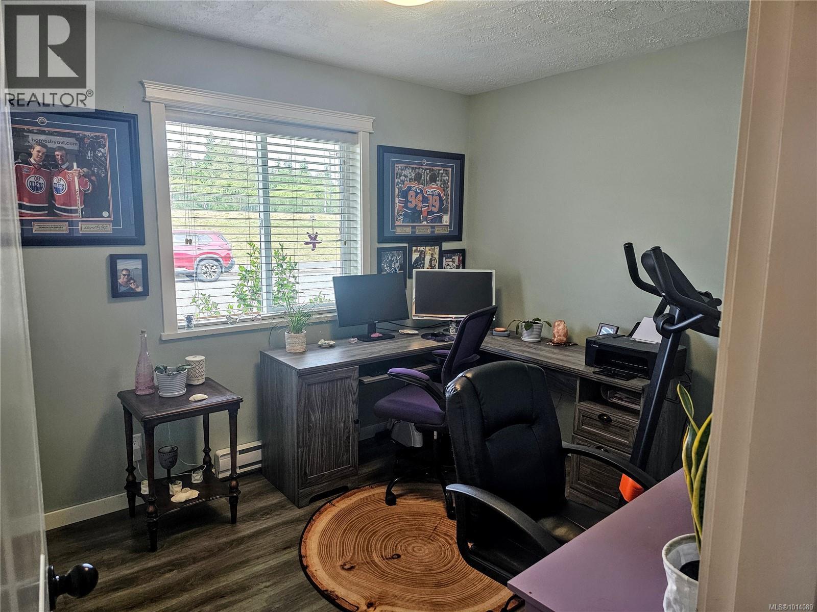 1337 4th Ave, Ladysmith