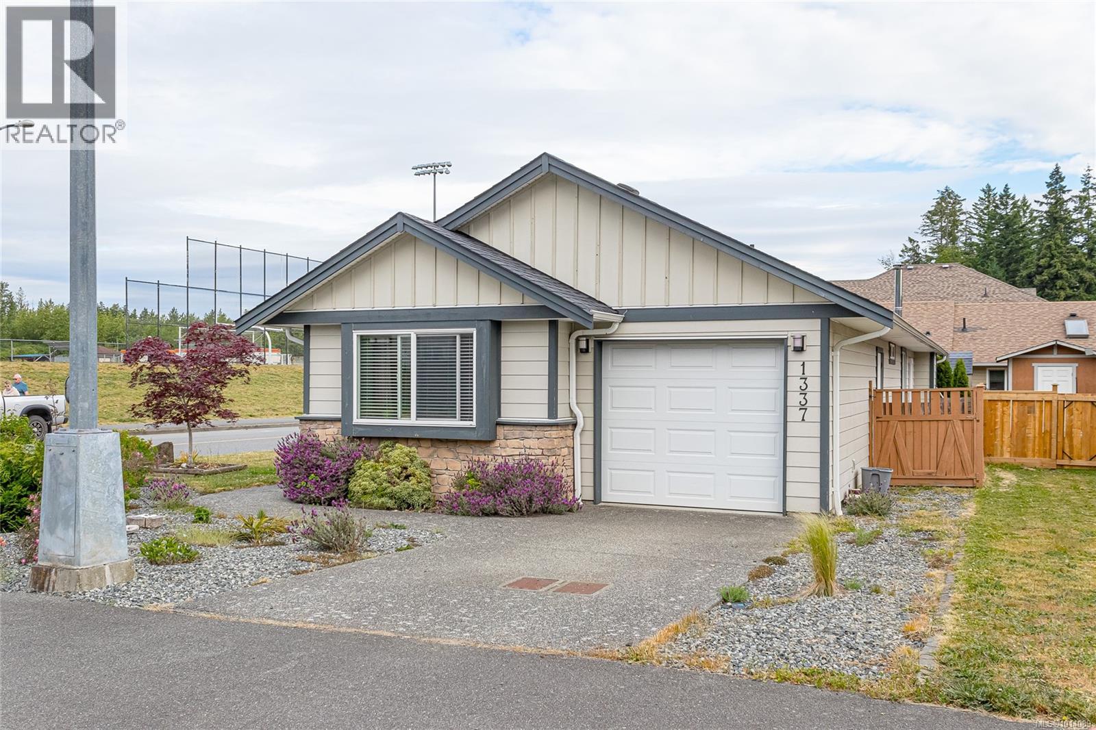 1337 4th Ave, Ladysmith