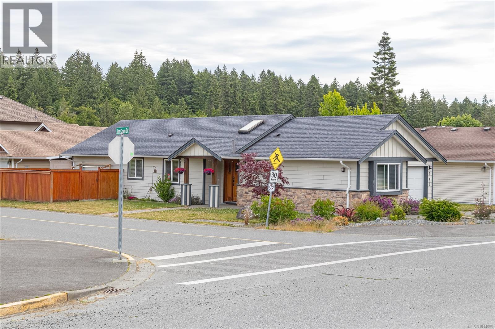 1337 4th Ave, Ladysmith