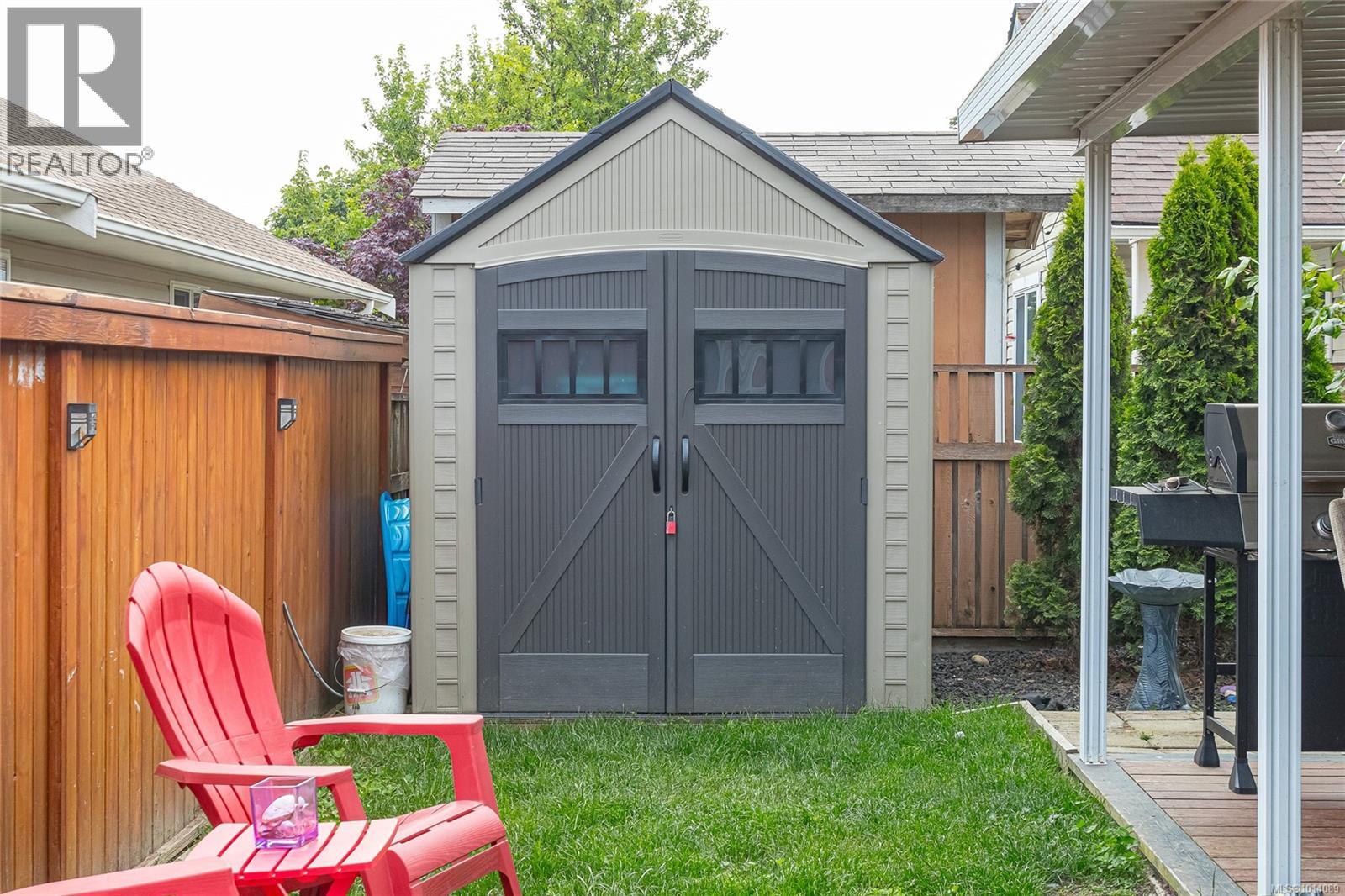 1337 4th Ave, Ladysmith