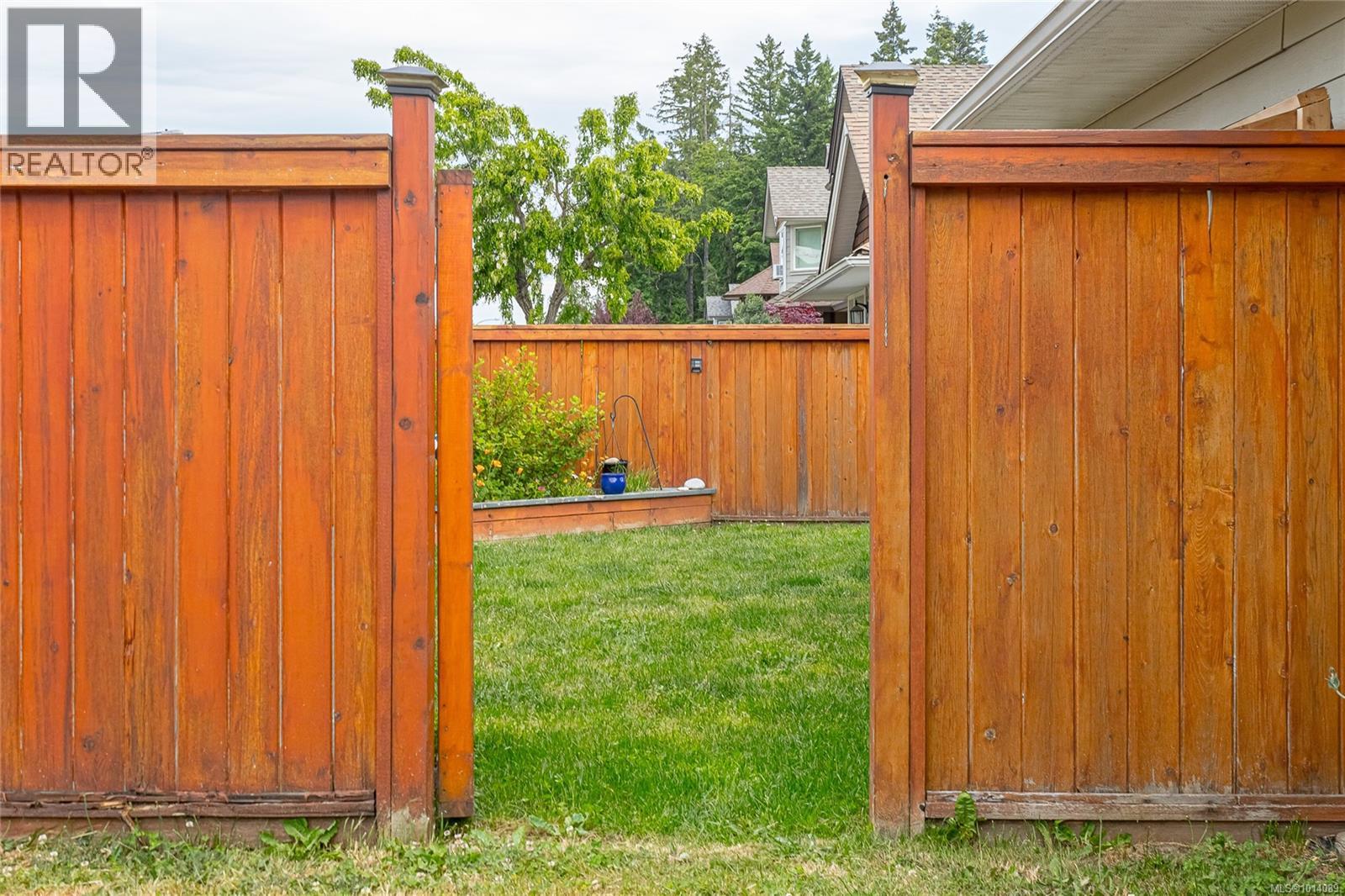 1337 4th Ave, Ladysmith