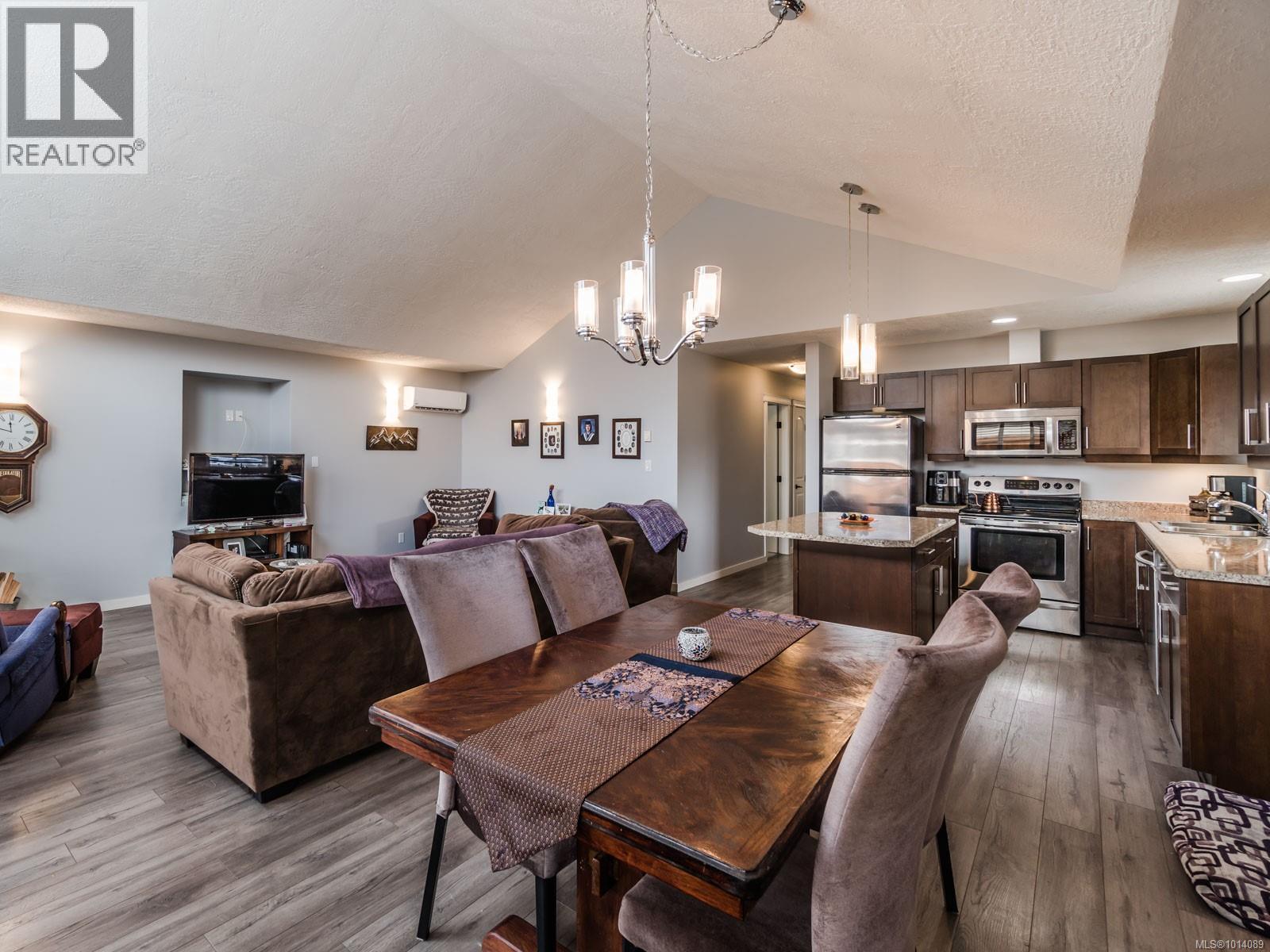 1337 4th Ave, Ladysmith
