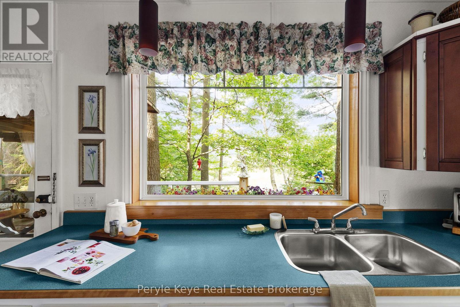 136 DEER LAKE ROAD