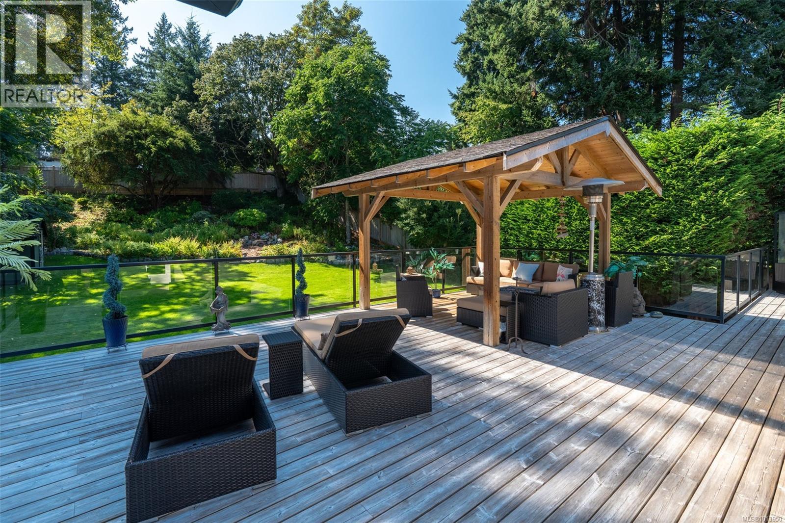 583 Langholme Dr, Colwood