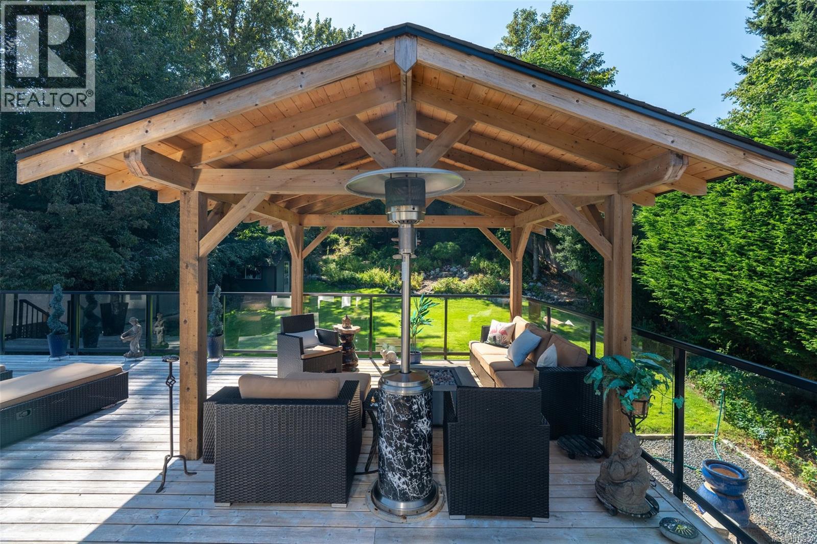 583 Langholme Dr, Colwood