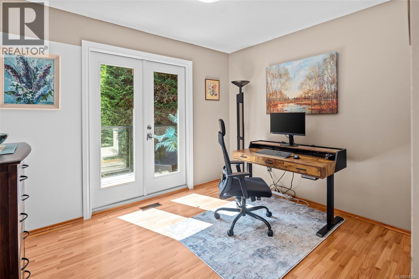 583 Langholme Dr, Colwood