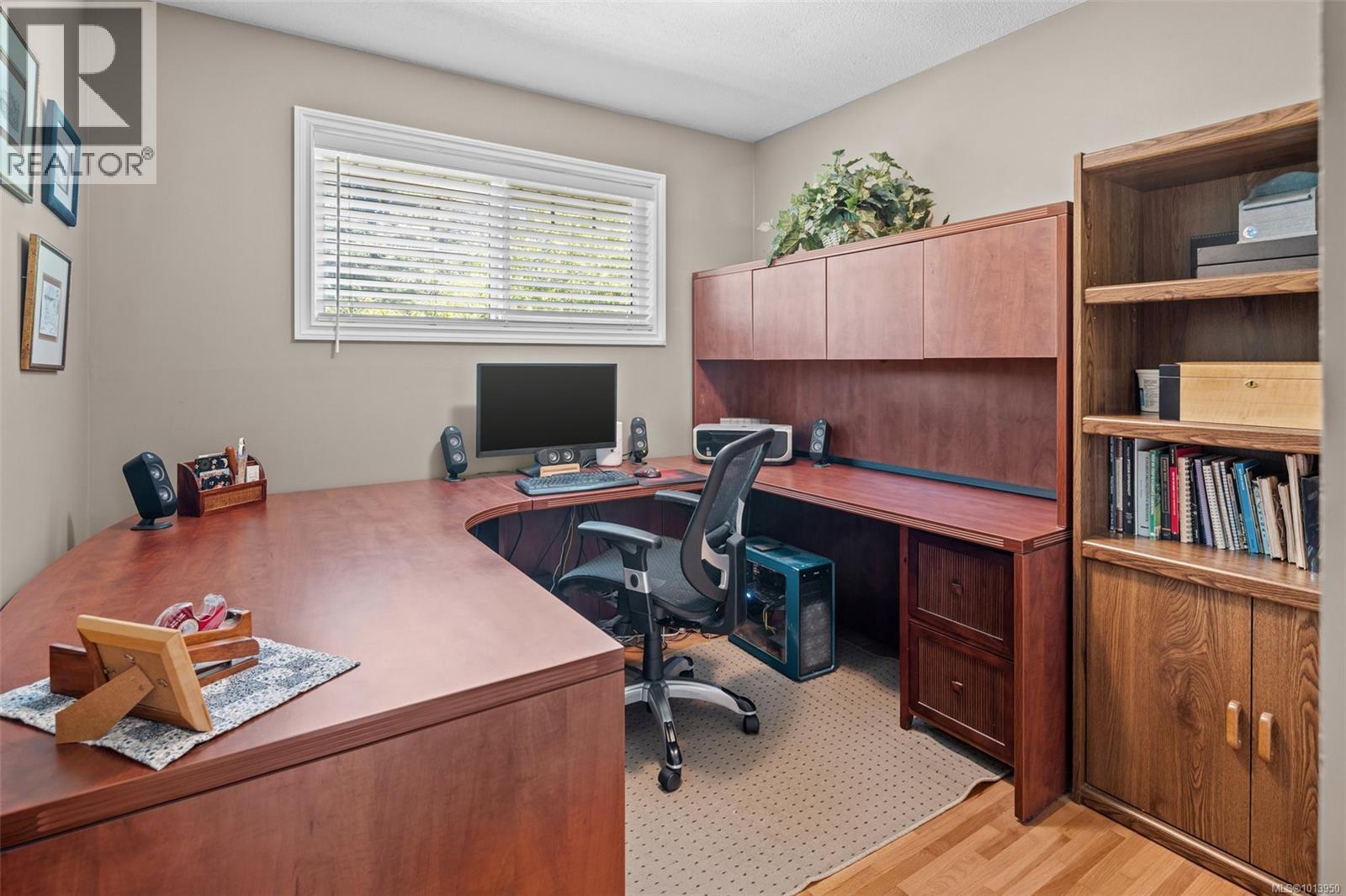 583 Langholme Dr, Colwood