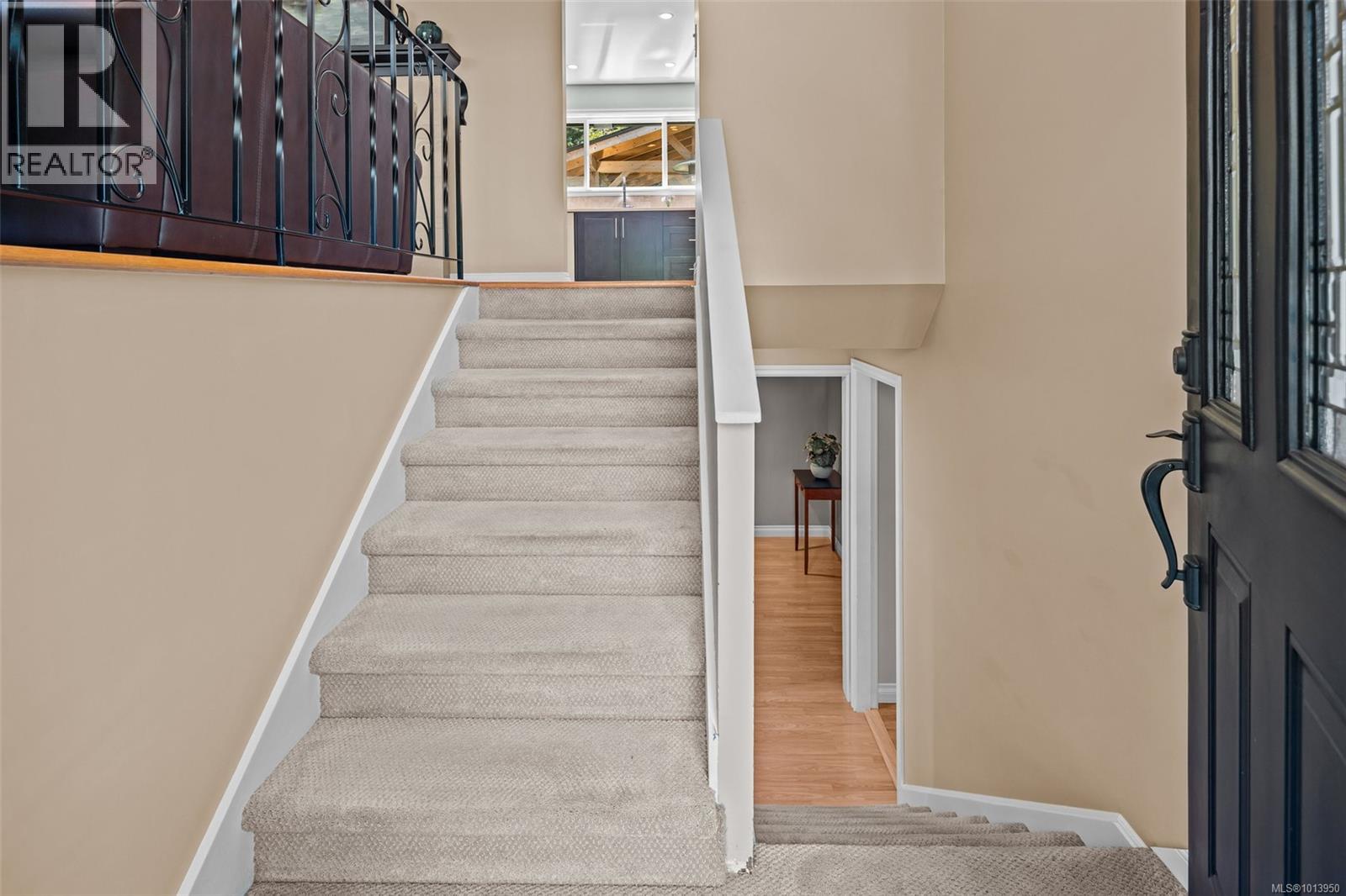 583 Langholme Dr, Colwood