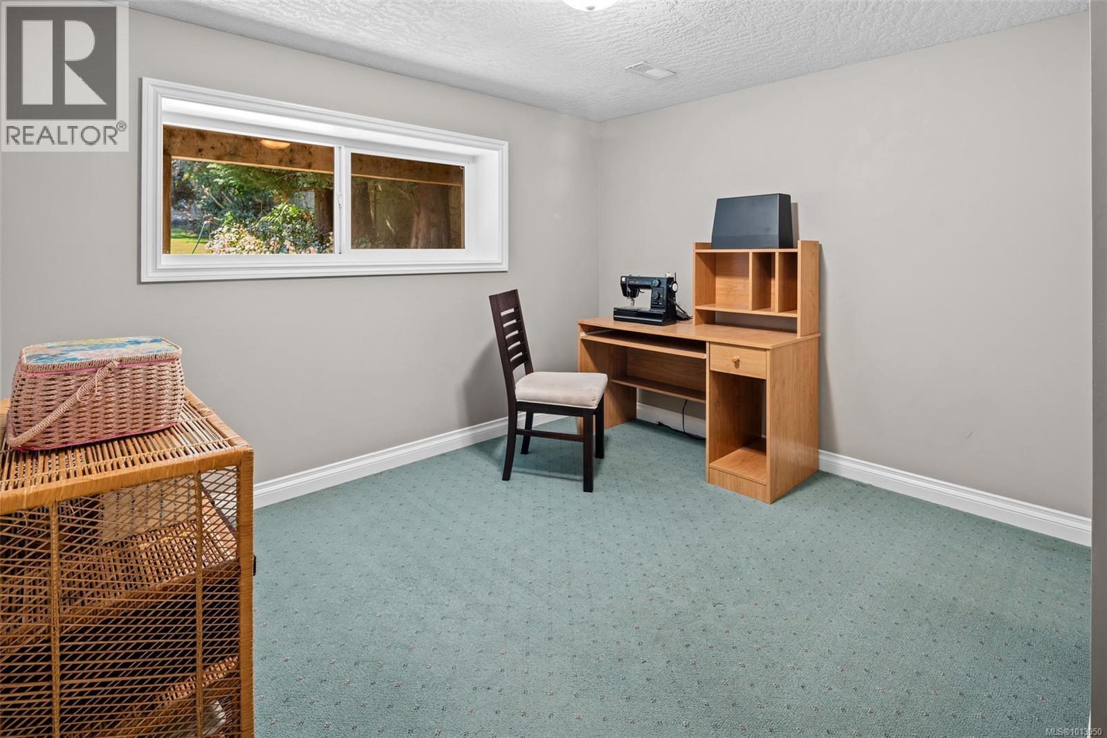583 Langholme Dr, Colwood