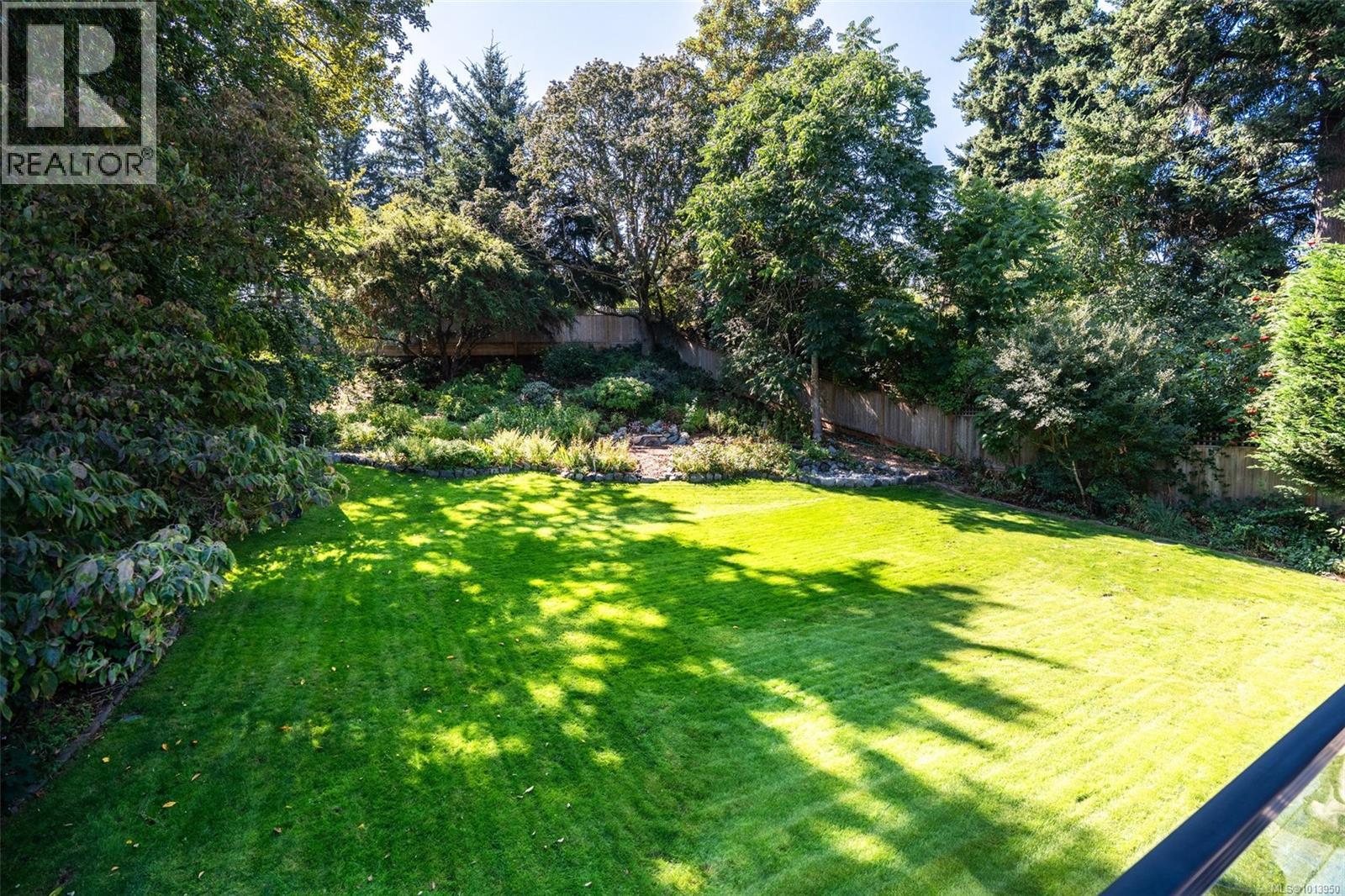 583 Langholme Dr, Colwood