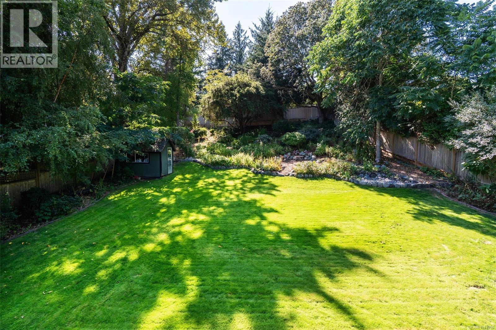 583 Langholme Dr, Colwood
