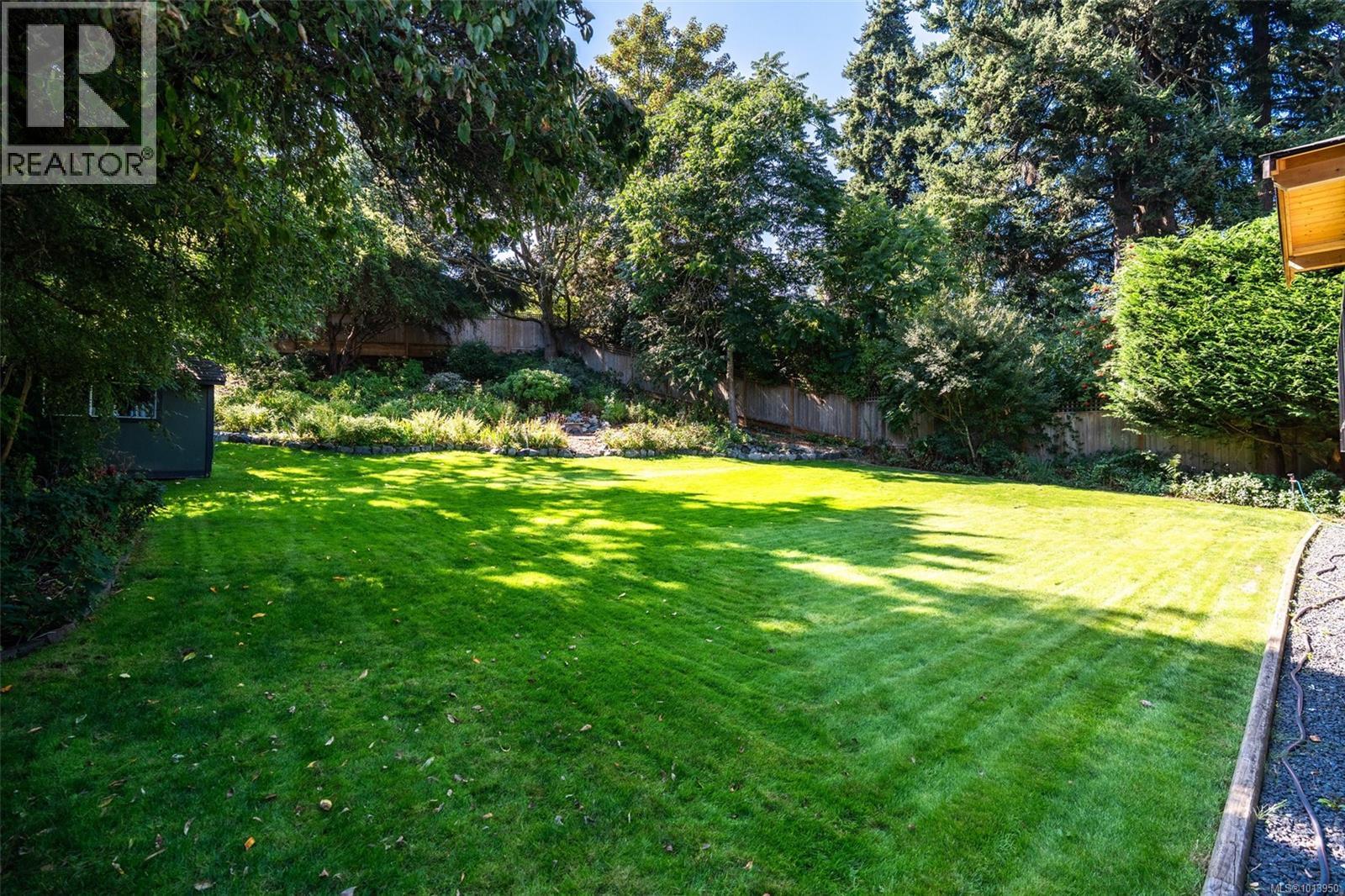 583 Langholme Dr, Colwood