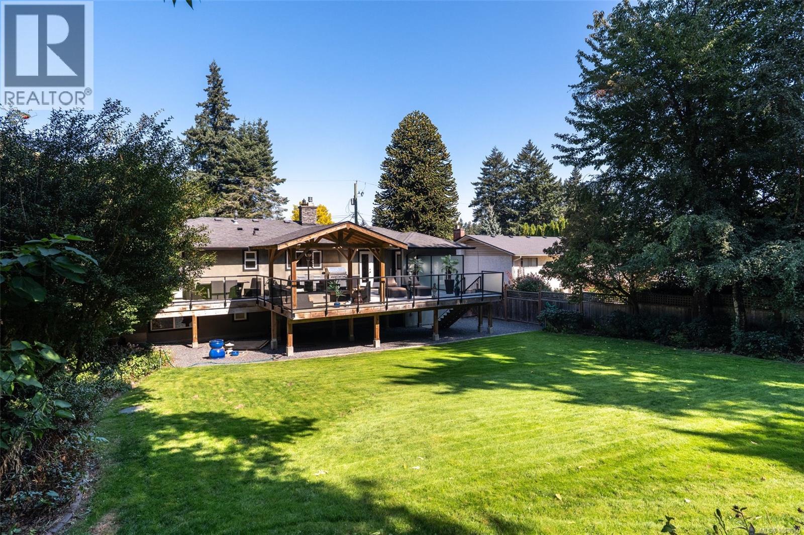 583 Langholme Dr, Colwood