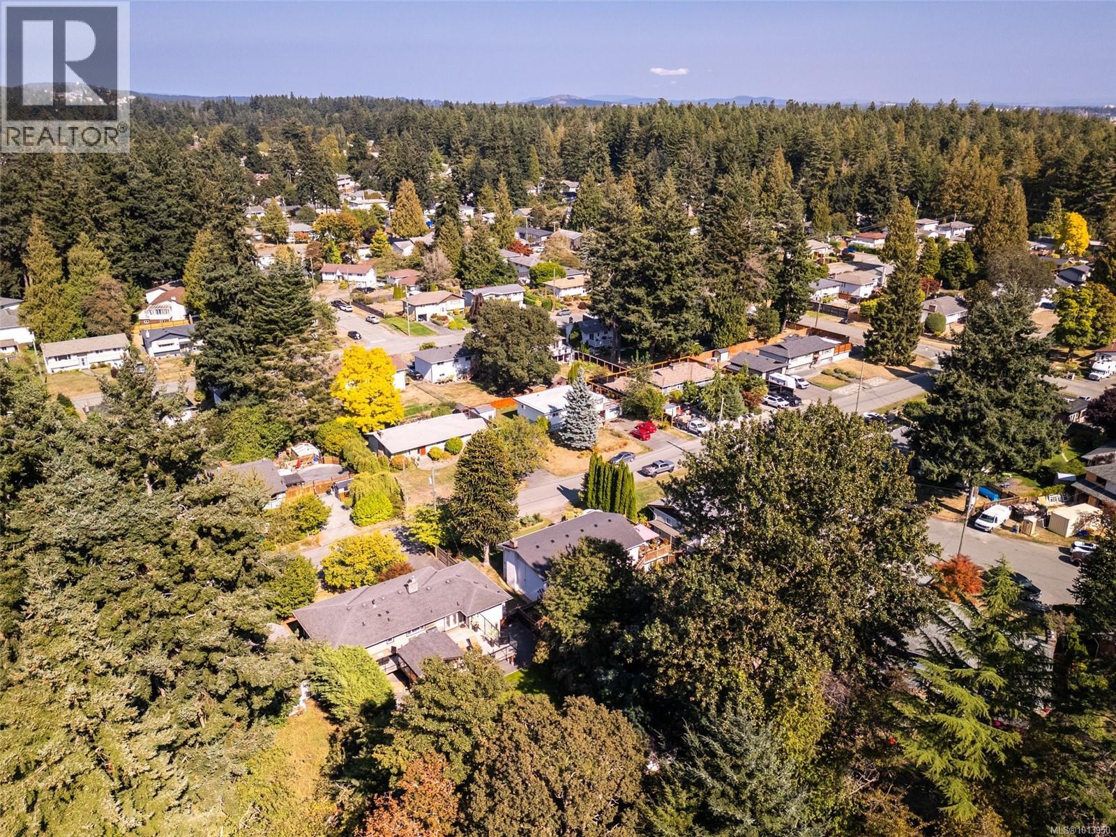 583 Langholme Dr, Colwood