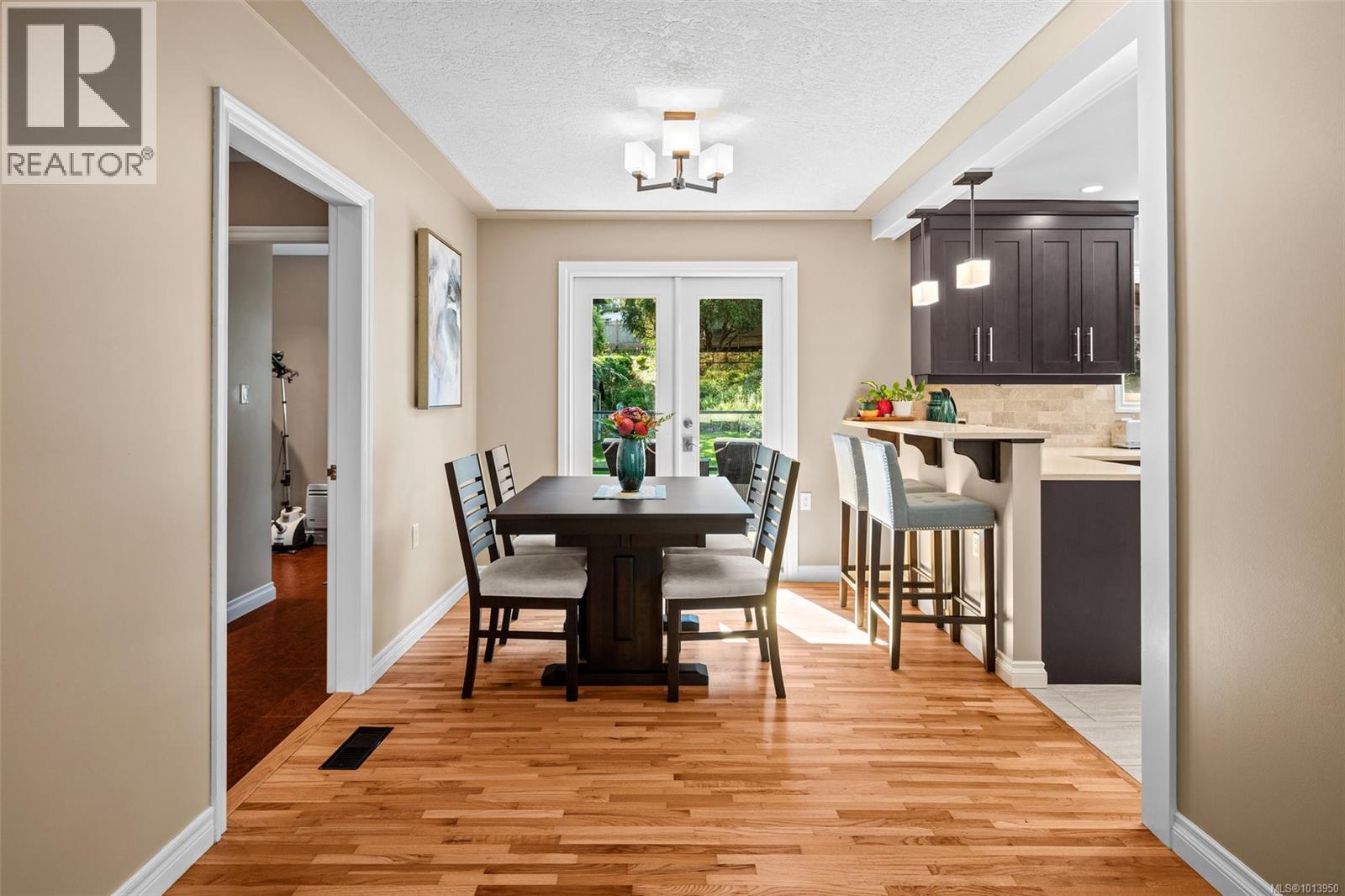 583 Langholme Dr, Colwood