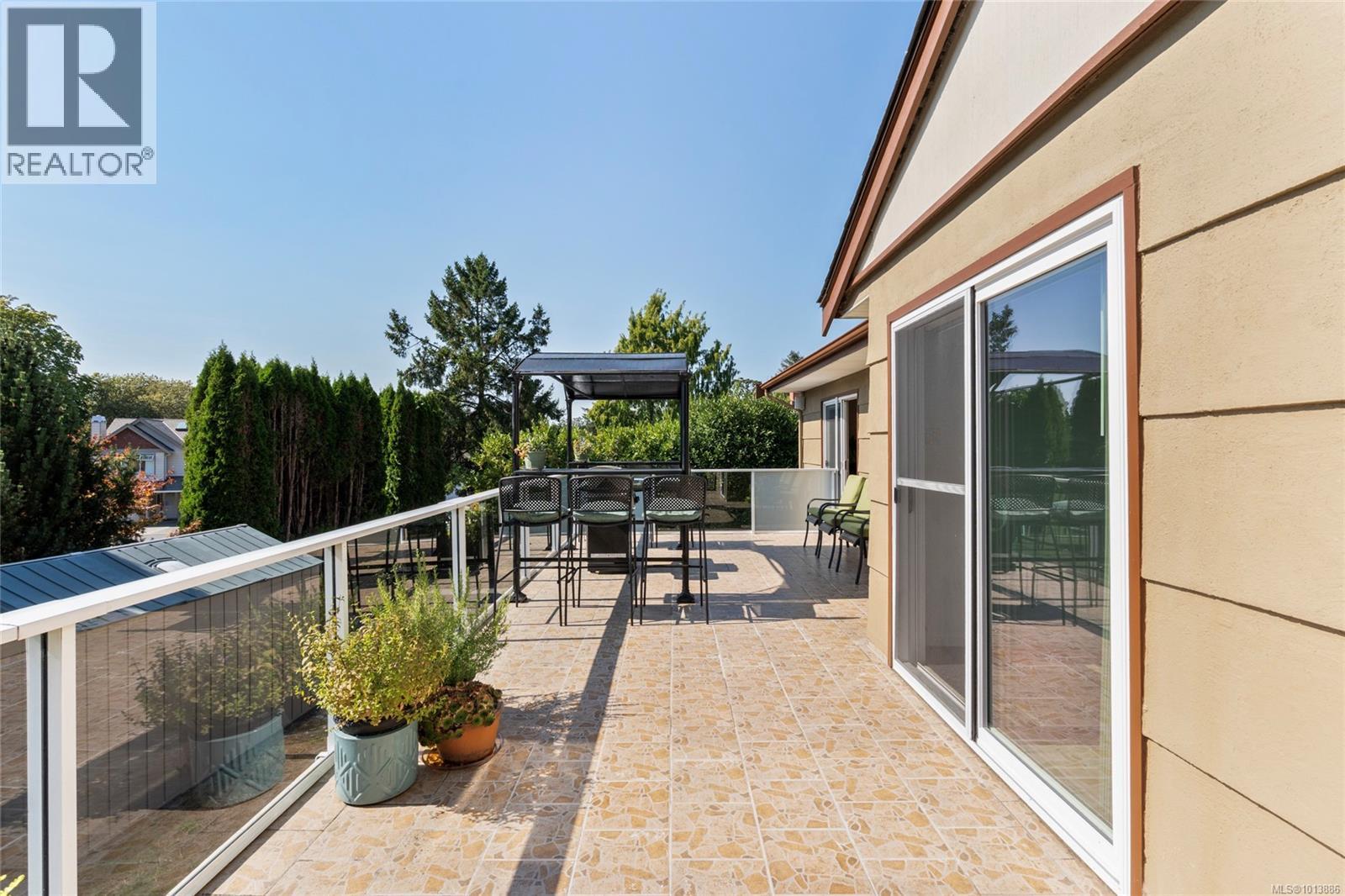 3944 Cedar Hill Cross Rd, Saanich