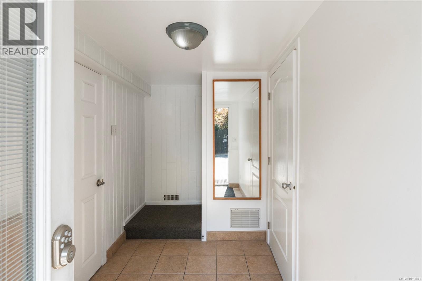 3944 Cedar Hill Cross Rd, Saanich