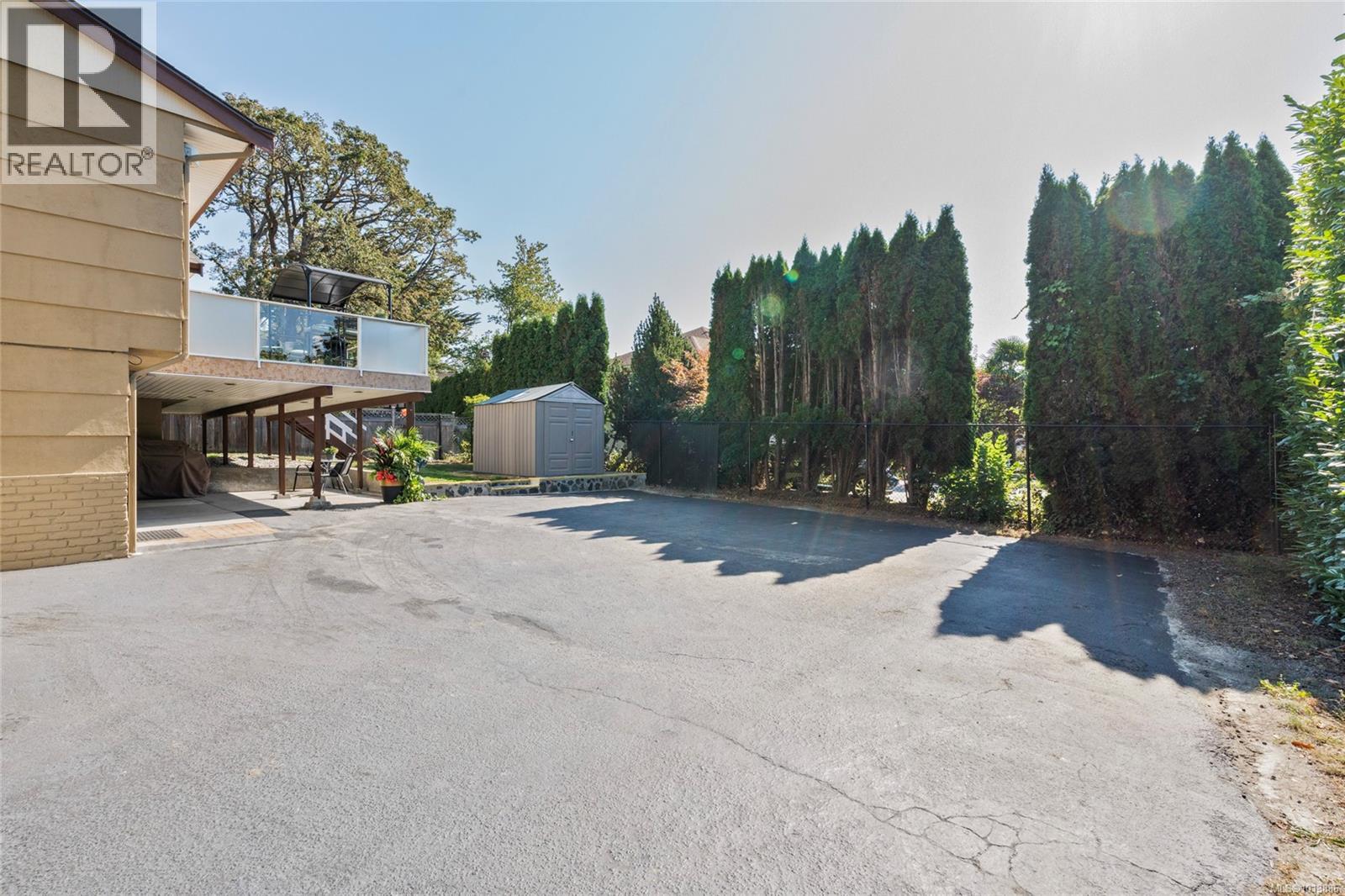 3944 Cedar Hill Cross Rd, Saanich