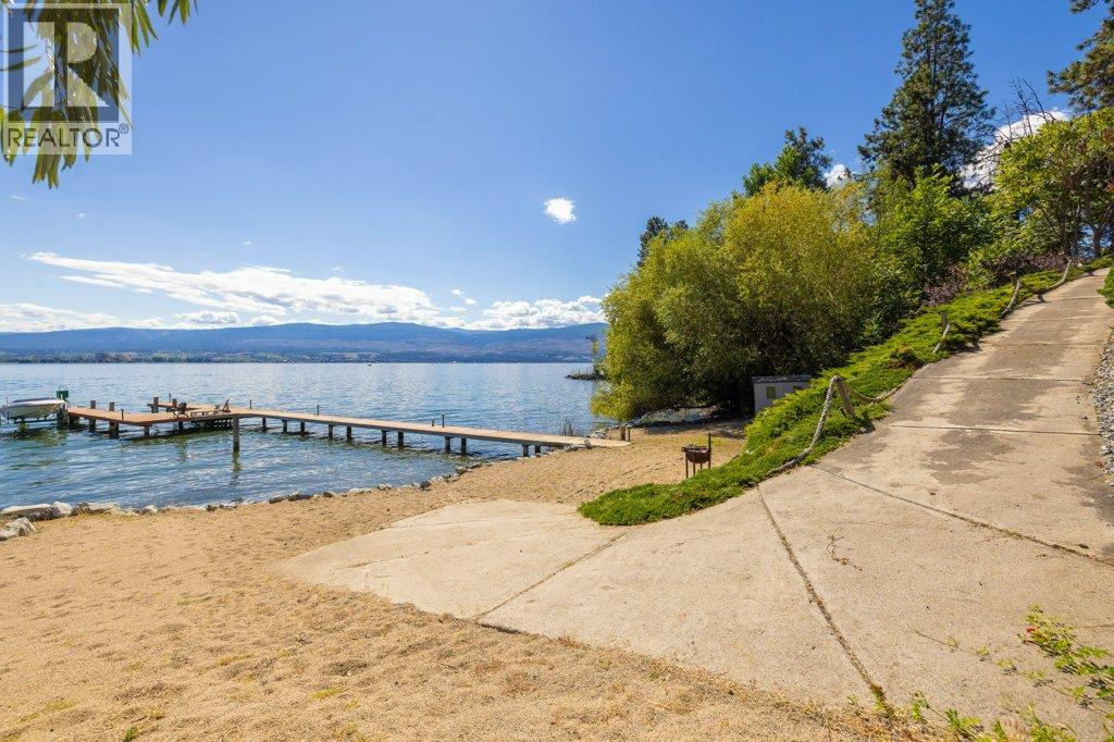  2387 Campbell Road, West Kelowna
