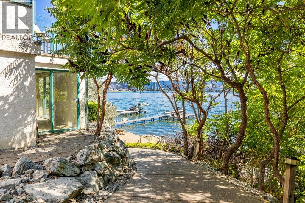  2387 Campbell Road, West Kelowna