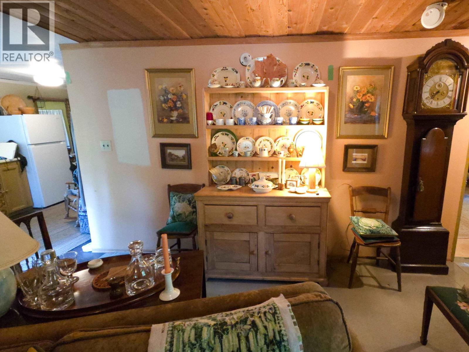 793 ANDY'S BAY ROAD, Gambier Island